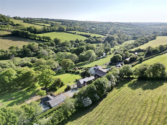 Butterwell Farm holiday cottages in the Camel Valley